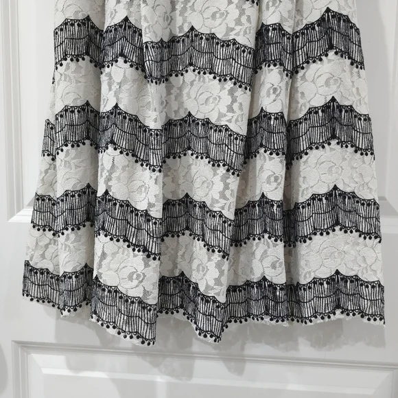 J.O.A. Revolve Tiered Off The Shoulder Lace Mini Dress in Nude Black, Size M - Picture 7 of 16